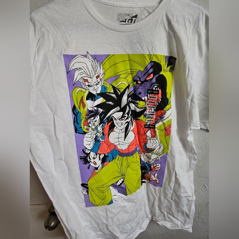 Dragon ball GT anime size M hot topic Tshirt